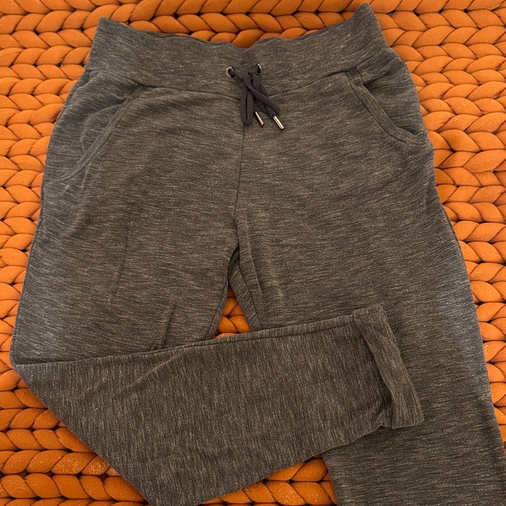Athleta Gray Women’s Jogger Pants - Women’s Small